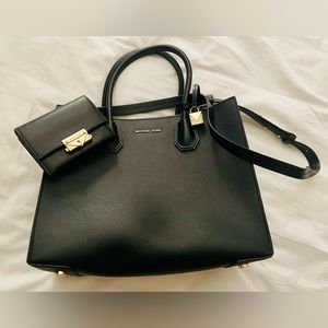 Michael Kors Set - Bag and Wallet